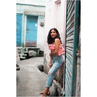 Parul Gulati feet photo thumbnail