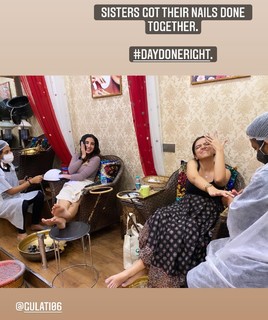 Parul Gulati feet photo thumbnail