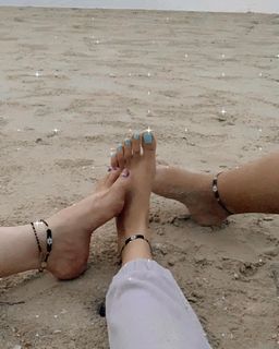 Parul Gulati feet photo thumbnail