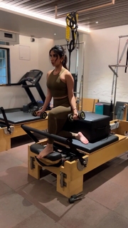 Parul Gulati feet photo thumbnail