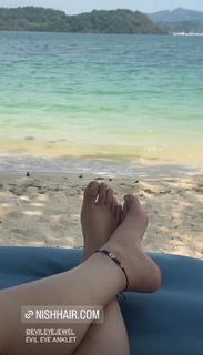 Parul Gulati feet photo thumbnail
