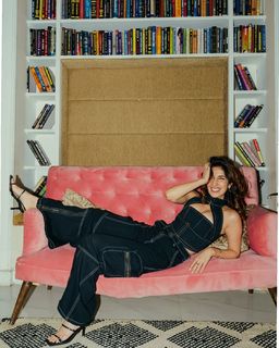 Parul Gulati feet photo thumbnail