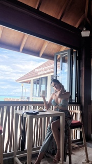 Parul Gulati feet photo thumbnail