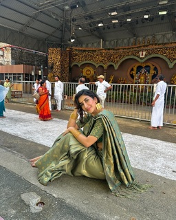 Parul Gulati feet photo thumbnail