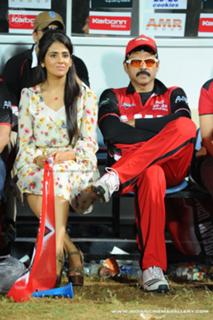 Parul Yadav feet photo 4
