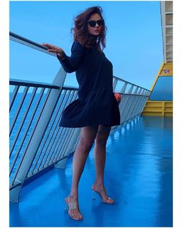 Parul Yadav feet photo 4