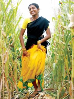 Parvathi feet photo 19
