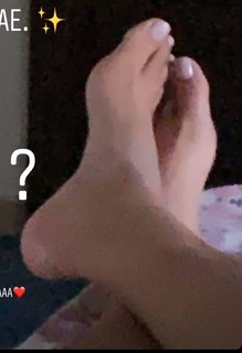 Parvathi feet photo 9
