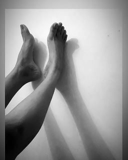 Parvathi feet photo 14