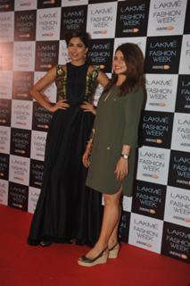 Parvathy Omanakuttan feet photo 19