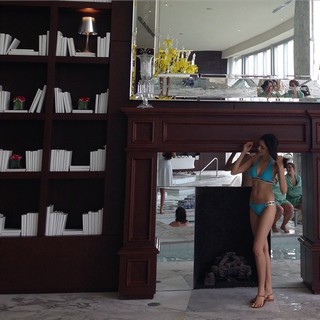 Parvati Melton feet photo 8