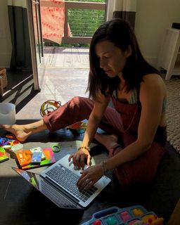Parvati Shallow feet photo 19