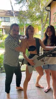 Parvati Shallow feet photo 3