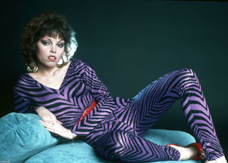 Pat Benatar feet photo 9