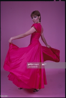 Pat Benatar feet photo 6