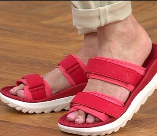 Pat James-Dementri feet photo 18