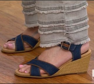 Pat James-Dementri feet photo 5