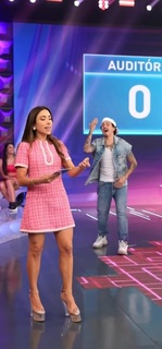 Patricia Abravanel feet photo thumbnail