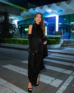 Patricia Abravanel feet photo thumbnail