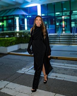 Patricia Abravanel feet photo thumbnail