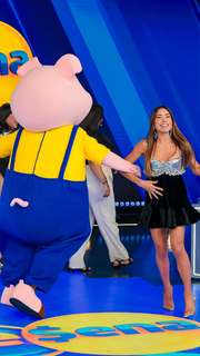 Patricia Abravanel feet photo thumbnail