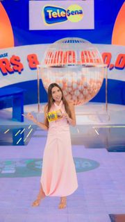 Patricia Abravanel feet photo thumbnail