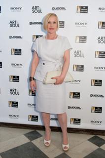 Patricia Arquette feet photo thumbnail