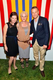 Patricia Arquette feet photo thumbnail