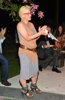 Patricia Arquette feet photo thumbnail