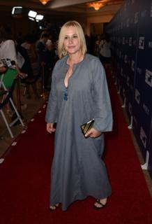 Patricia Arquette feet photo thumbnail
