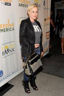 Patricia Arquette feet photo thumbnail