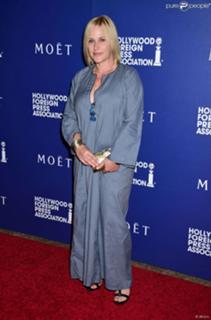 Patricia Arquette feet photo thumbnail