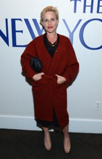 Patricia Arquette feet photo thumbnail