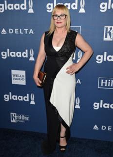 Patricia Arquette feet photo thumbnail