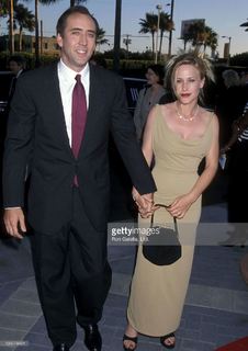 Patricia Arquette feet photo thumbnail