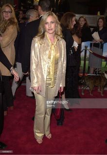 Patricia Arquette feet photo thumbnail