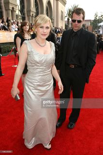 Patricia Arquette feet photo thumbnail