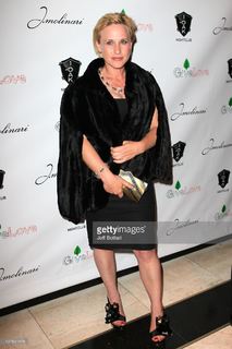 Patricia Arquette feet photo thumbnail