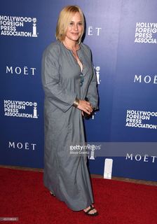 Patricia Arquette feet photo thumbnail