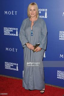 Patricia Arquette feet photo thumbnail