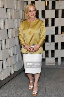 Patricia Arquette feet photo thumbnail