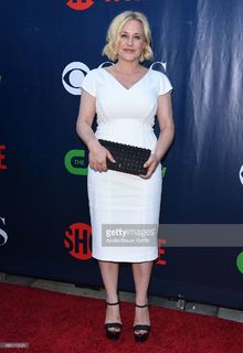 Patricia Arquette feet photo thumbnail