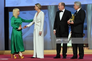 Patricia Arquette feet photo thumbnail