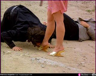 Patricia Arquette feet photo thumbnail