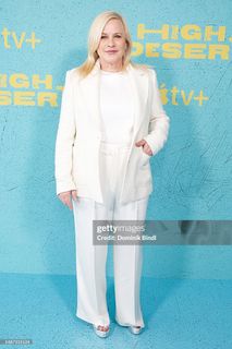 Patricia Arquette feet photo 4