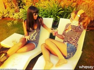 Patricia Conde feet photo thumbnail