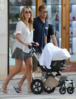 Patricia Conde feet photo thumbnail