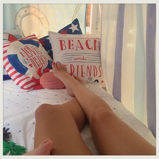 Patricia Conde feet photo thumbnail