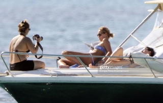 Patricia Conde feet photo thumbnail