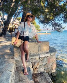 Patricia Conde feet photo thumbnail